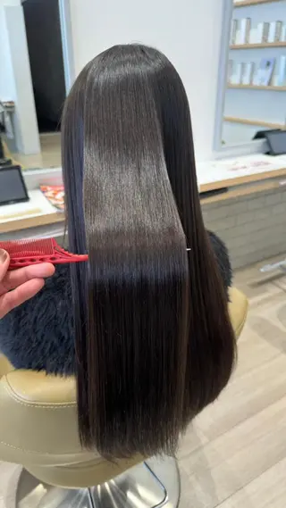 ロング ルクール柏崎店　亀山 由樹のヘアスタイル