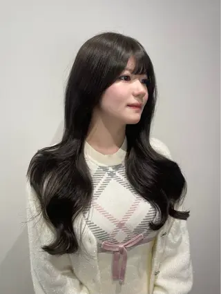 ロング カラー MINORI /レイヤーカットのヘアスタイル