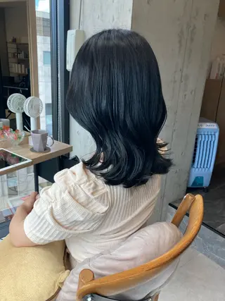 ミディアム ✨色持ちの良い艶 カラー✨蟹江真世のヘアスタイル