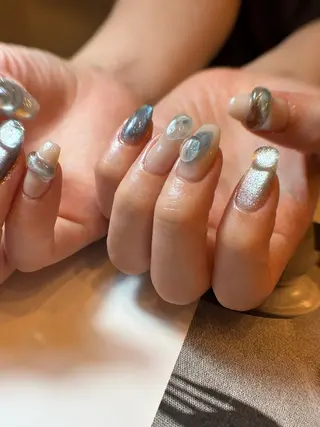 ネイル illum hicariのネイルデザイン