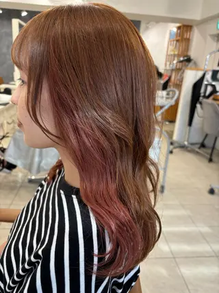 ミディアム カラー 工藤 沙羅のヘアスタイル