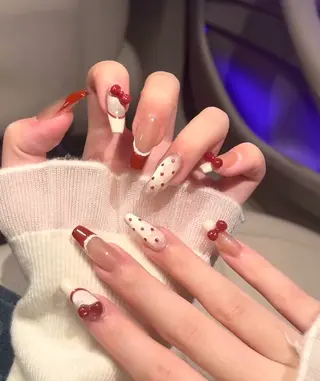 ネイル Lynn_ Nailのネイルデザイン