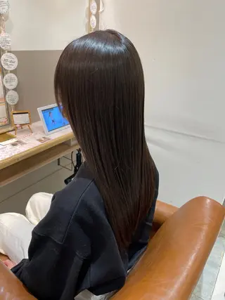 ロング EARTH/A岡山店 片岡愛のヘアスタイル