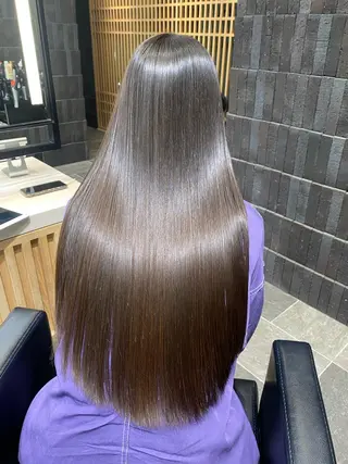 ロング ラテ渋谷所属・【副店長/縮毛矯正】 小野沢駿弥のヘアスタイル