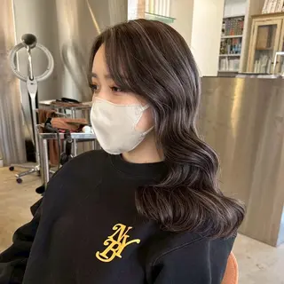 ミディアム カラー LOMARLIE YUSUKE🫧のヘアスタイル