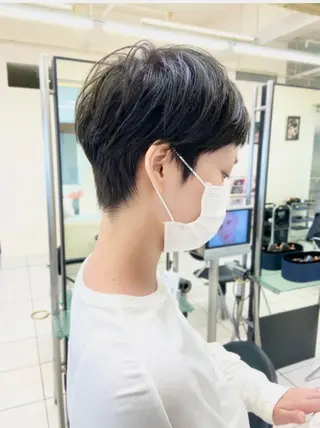ショート 辛島 涼子のヘアスタイル
