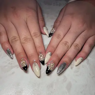 ネイル 知花 梨花のネイルデザイン