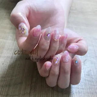 ミディアム ネイル ツメトマツゲ .のネイルデザイン