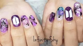 ネイル infinity skyのネイルデザイン