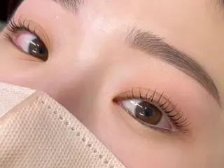 アイブロウ Lily Hikaruのマツエク・マツパデザイン