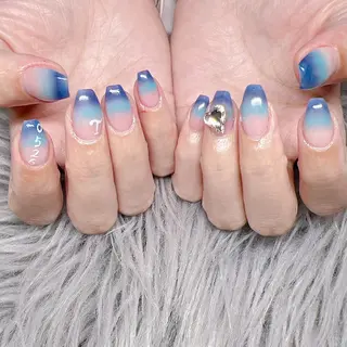 ネイル 個室ネイルサロンDolly  Girl〜ドーリーガール〜所属・DollyGirl KYOKOのネイルデザイン