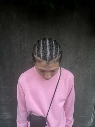 メンズ コーンロウ/ ブレイズ　大田竜也のヘアスタイル