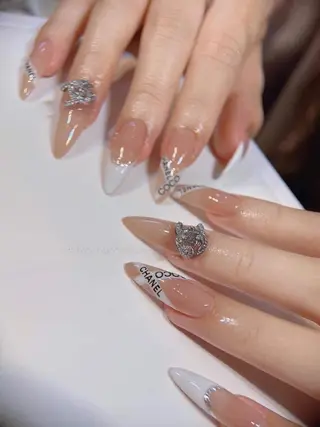 ネイル Hi Beauty 渋谷(ネイル、ハイパーナイフ6、脂肪れいきゃく、マッサージ＆エステサロン)所属・Hi beauty 渋谷のネイルデザイン