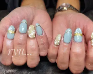 ネイル 筒井 美穂のネイルデザイン