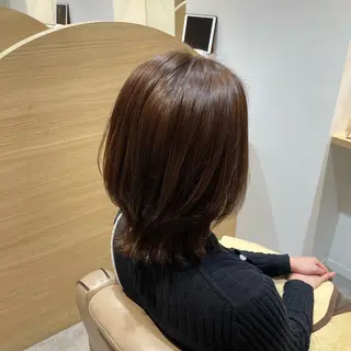 ミディアム カラー MIKU .のヘアスタイル