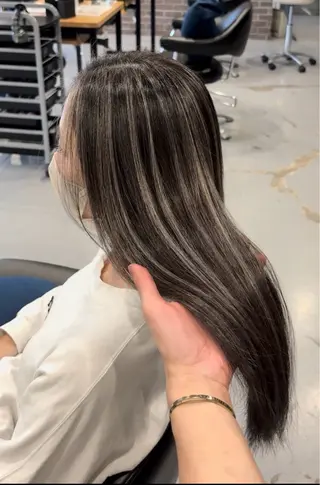 セミロング 一刀 厚太のヘアスタイル