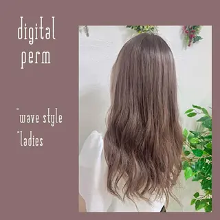 ロング パーマ 樋笠 知佳のヘアスタイル