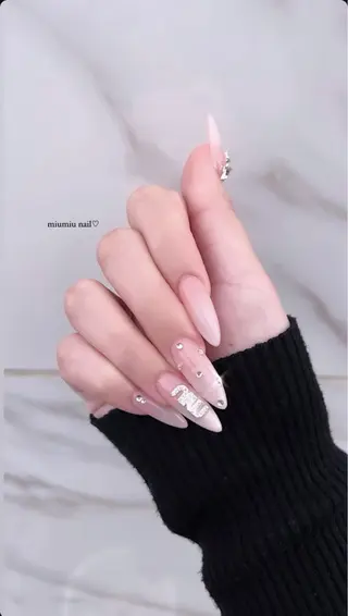 ネイル Nail Salon L'arc所属・💊大阪/心斎橋 moni🧠のネイルデザイン