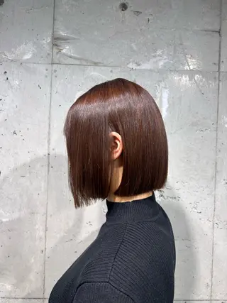 ショート カラー 僕なら縮毛矯正してて もブリーチできますのヘアスタイル