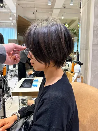 ショート 高橋 佳愛のヘアスタイル