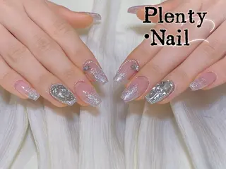 ネイル Diamond Kokona🩷のネイルデザイン