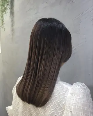セミロング カラー 長井 美佳のヘアスタイル