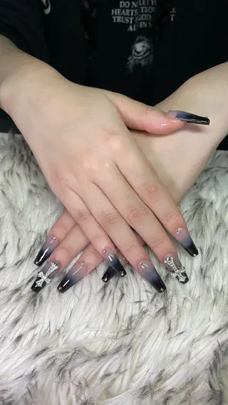 ネイル NAIL FOCUS Lisaのネイルデザイン