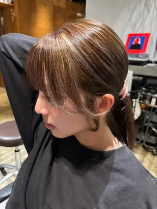 ミディアム カラー 渡邊 彩乃のヘアスタイル