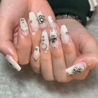 ネイル NAIL303所属・NAIL303 🛼 SHIORIのネイルデザイン