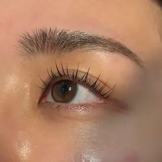 マツエク・マツパ 艶髪カラー💙ྀི/ アイ兼任👀/ミナルのヘアスタイル