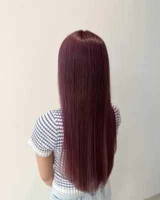 ロング カラー Aura所属・丸山 心 / 艶カラーのヘアスタイル