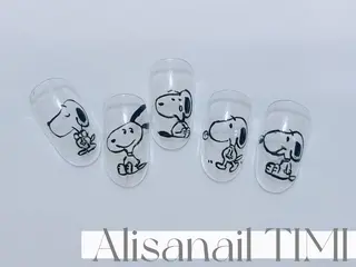 ネイル Alisa nail Timiのネイルデザイン