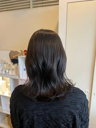 セミロング カラー 竹添 有梨沙のヘアスタイル