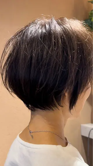 ショート 大人可愛いショート✨ グッチ🐝のヘアスタイル