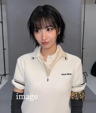 ミディアム レイヤーカット/ 縮毛矯正/ミサキ💐のヘアスタイル