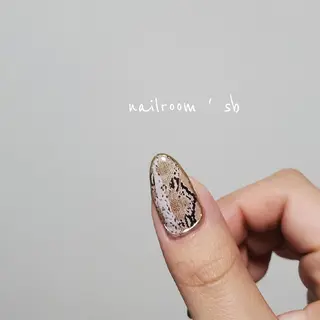 ネイル nailroom‪ sb‪‪𓈒𓂂𓏸のネイルデザイン