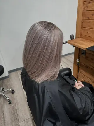 ミディアム カラー 阿部 泰博のヘアスタイル