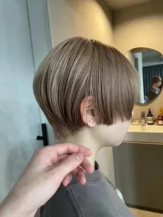 ショート 吉田一輝 外国人パーマのヘアスタイル