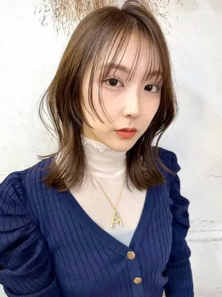 ミディアム カラー トレンドヘア🌿 chinariのヘアスタイル
