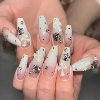 ネイル schon所属・schon yuinaのネイルデザイン