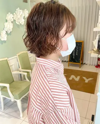 ミディアム ナチュラル/インナー /牧野 佑菜のヘアスタイル