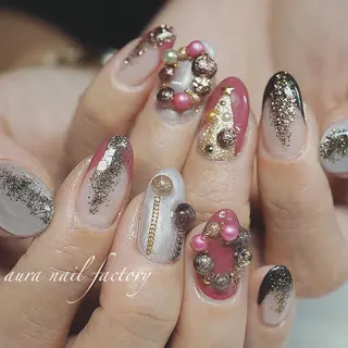 ミディアム カラー ネイル 赤羽　アウラ ネイルファクトリーのネイルデザイン