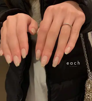 ネイル each Hibikiのネイルデザイン