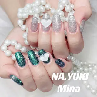 ネイル 🌷 Mooning 🌷のネイルデザイン