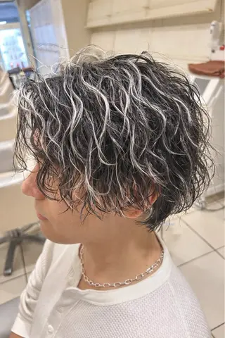 カラー パーマ メンズ メンズパーマ 副店長ユウタのヘアスタイル