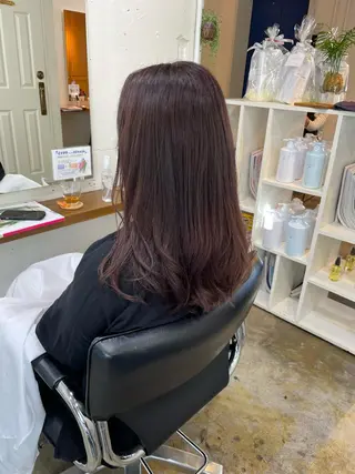 セミロング カラー MIOベージュカラー 柔らかいカラーのヘアスタイル