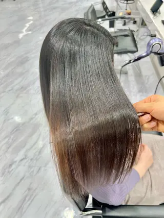 ロング WHELM所属・赤木 達哉のヘアスタイル