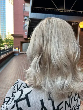 カラー UMEDA RYUHEIのヘアスタイル