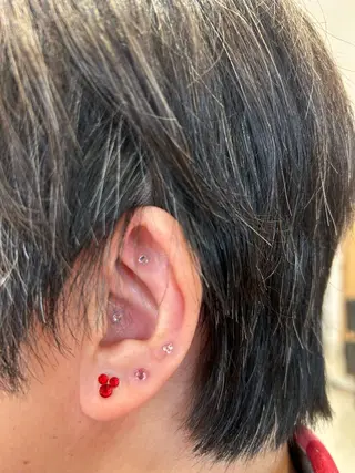 EARTH coiffure beaute 佐倉店所属・耳ツボジュエリー💎 エステのエステ・リラクイメージ