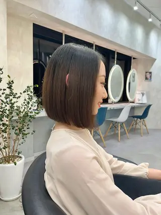 ショート カラー ヘアアレンジ ボブ｜韓国｜美髪矯正 ｜amika🌙のヘアスタイル